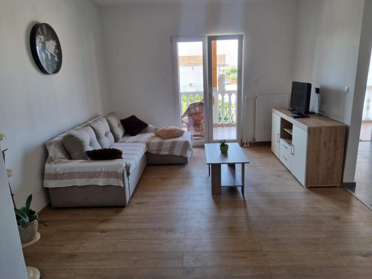 Apartment Mate Sukošan Eksteriør billede