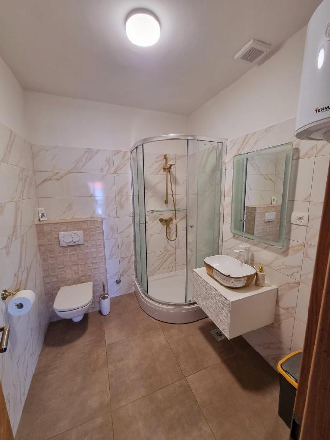 Apartment Mate Sukošan Eksteriør billede